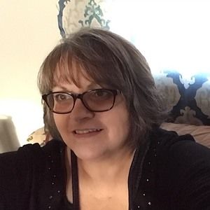 Meet your Posher, Joellen